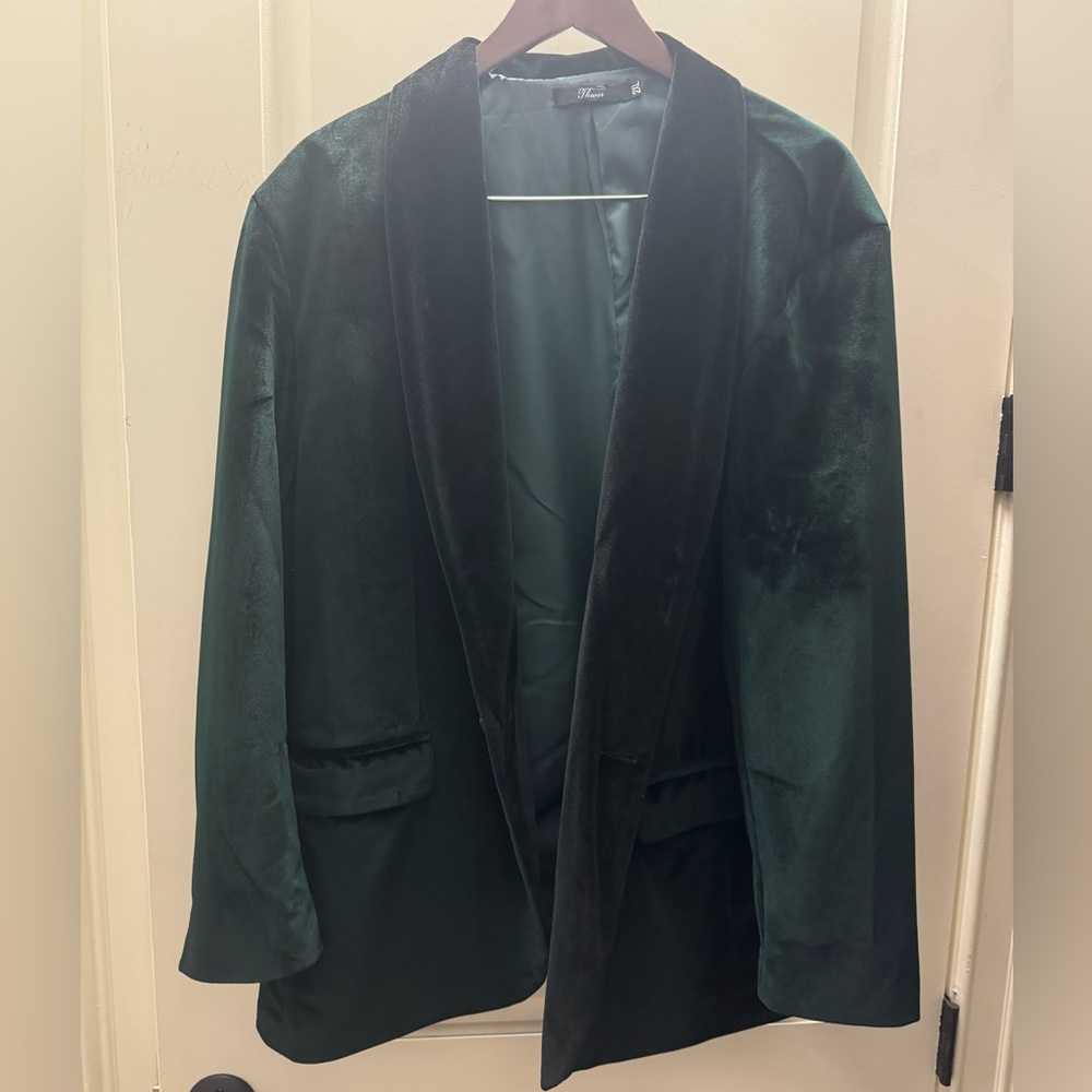 Green velvet sports coat